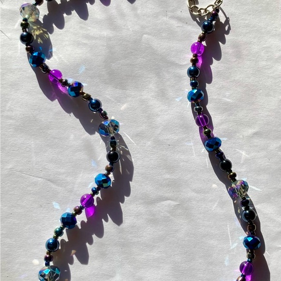 Dark Oil Slick Bead String - Picture 3 of 4